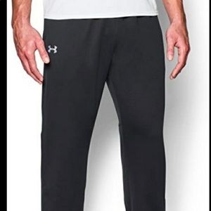 Mens UA Storm sweat pants, Mens Med in EUC